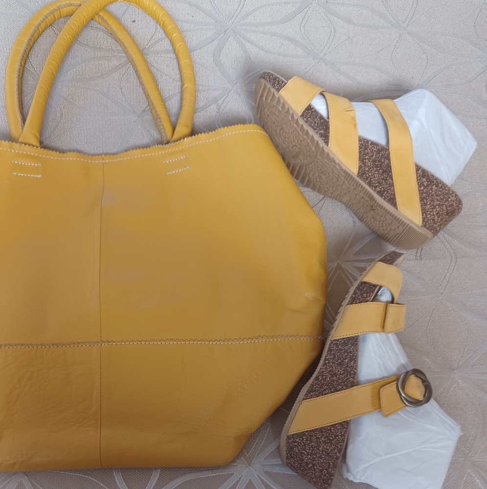 Dansko Wedges - Picture 9 of 10